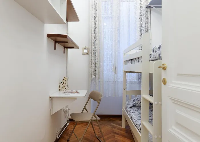 Elegante D'epoca Nel Centro Di * Trieste